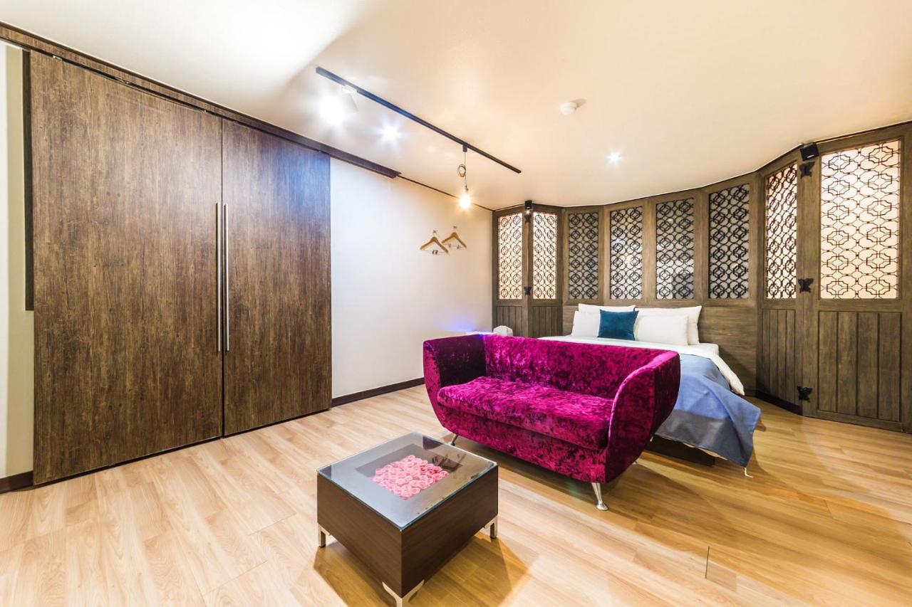 Chuncheon Sohsul Hotel Экстерьер фото
