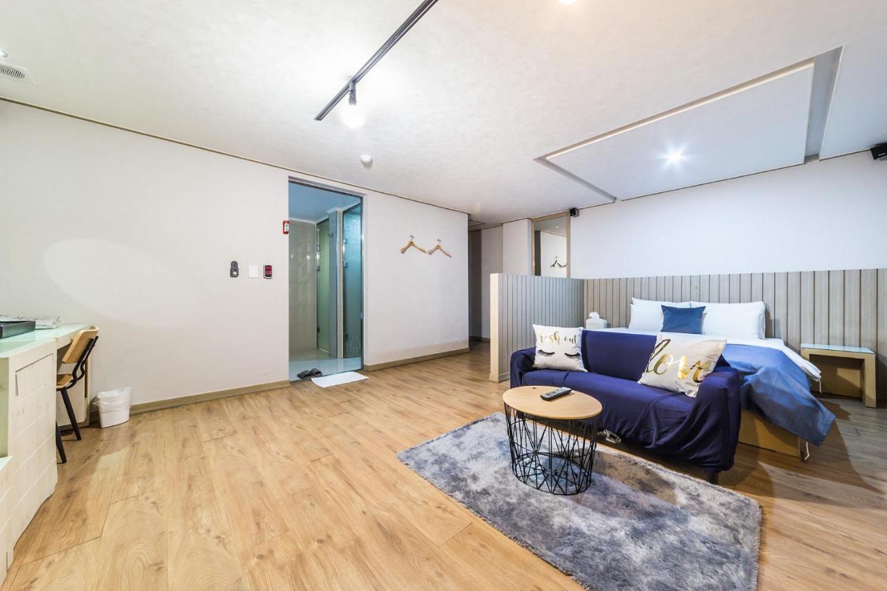 Chuncheon Sohsul Hotel Экстерьер фото