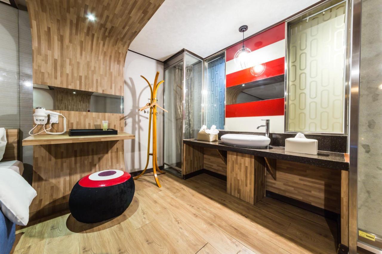 Chuncheon Sohsul Hotel Экстерьер фото